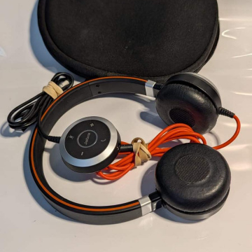 Audifonos Jabra con USB