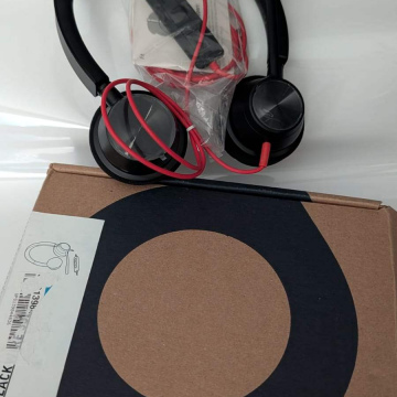 Audifonos Poly con microfono