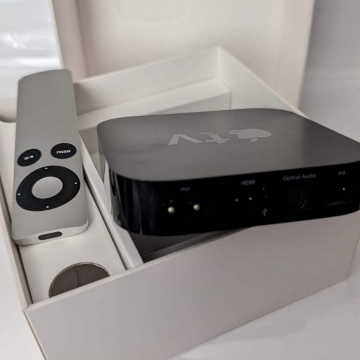 Apple TV HD con control