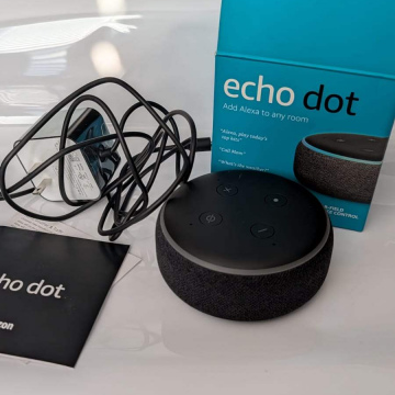 Alexa Echo 3ra generacion Negra 
